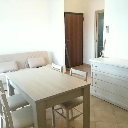 Veliero House