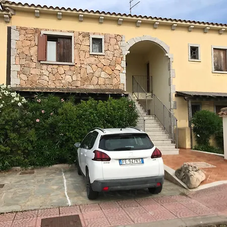 Veliero House * Murta Maria