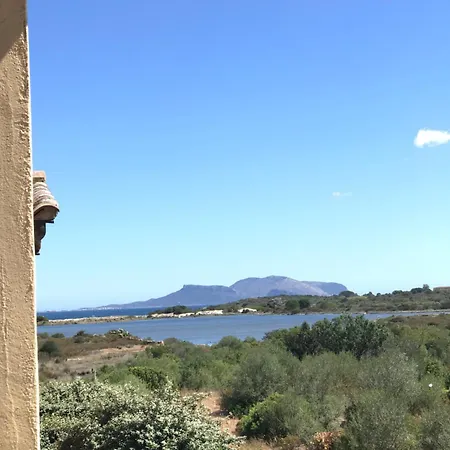 Veliero House * Murta Maria