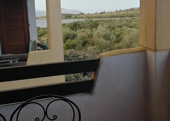 Veliero House * Murta Maria