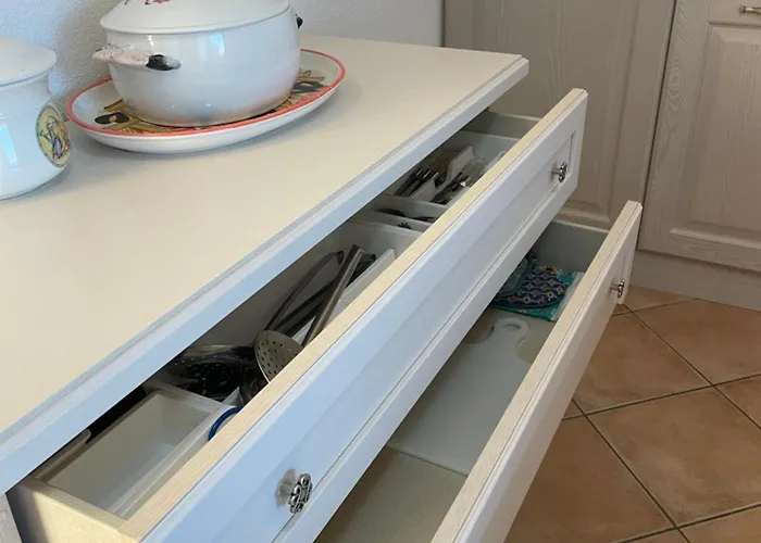 Veliero House * Murta Maria