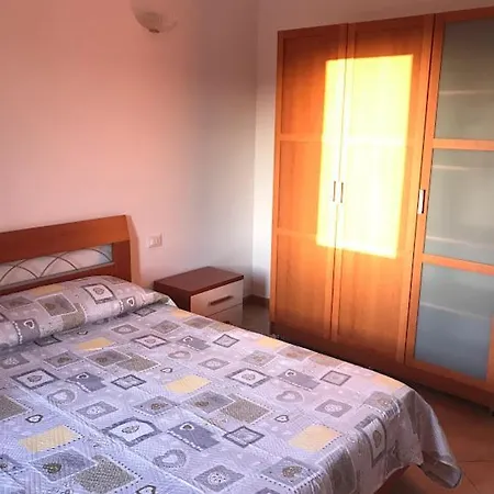 Veliero House *